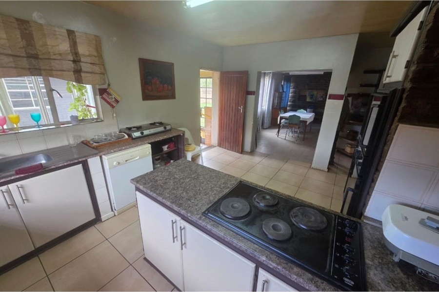 4 Bedroom Property for Sale in Roodepan Northern Cape